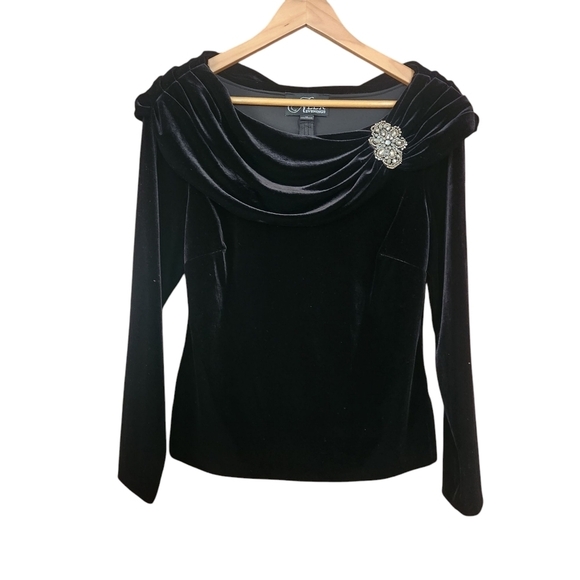 Alex Evenings Portrait Collar Velvet Stretch Blouse With Brooch - Picture 1 of 12